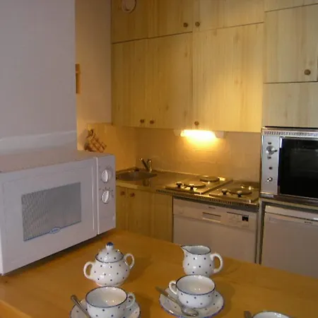 Daphne Apartment